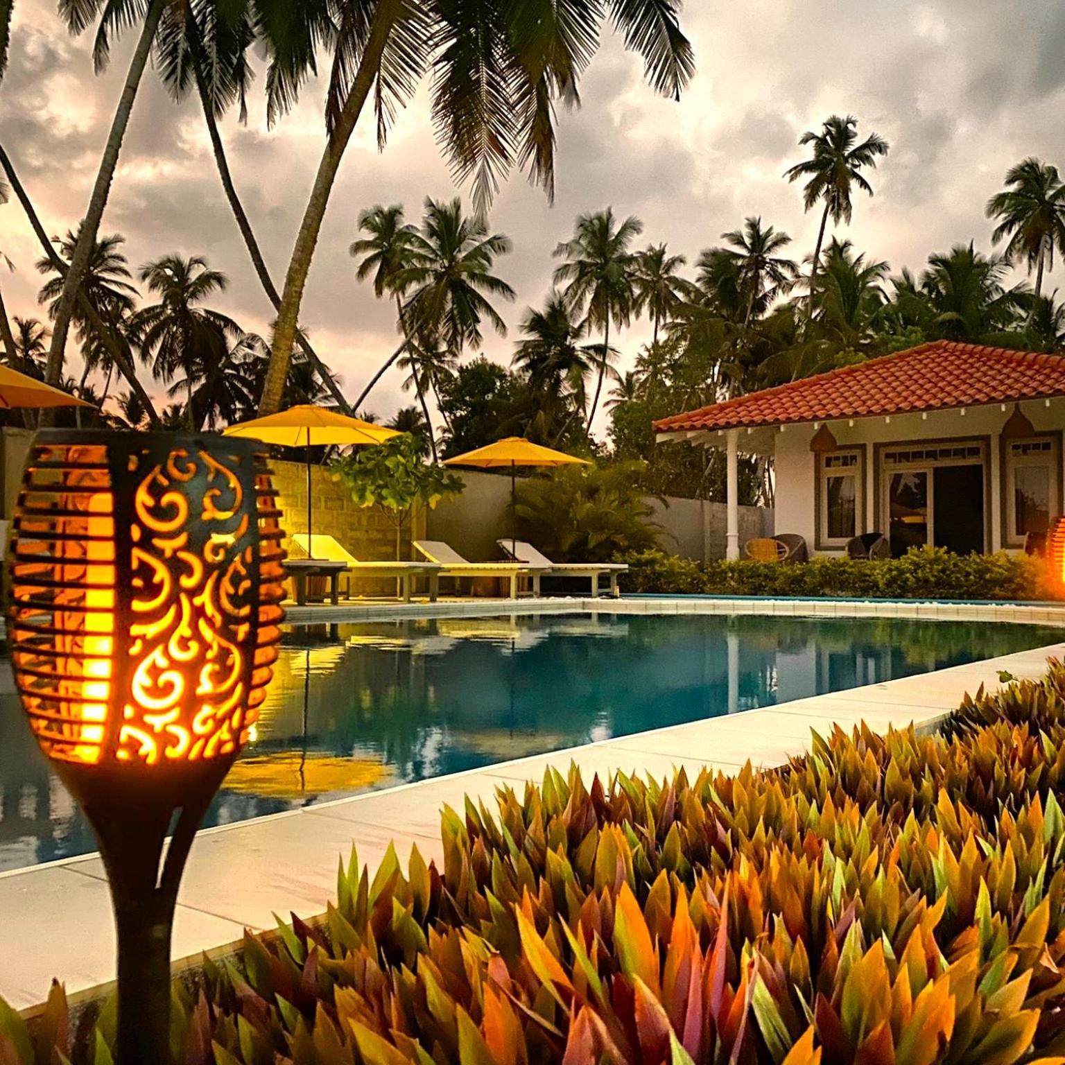 Sleeping Elephant Beach Resort Tangalle Exteriör bild