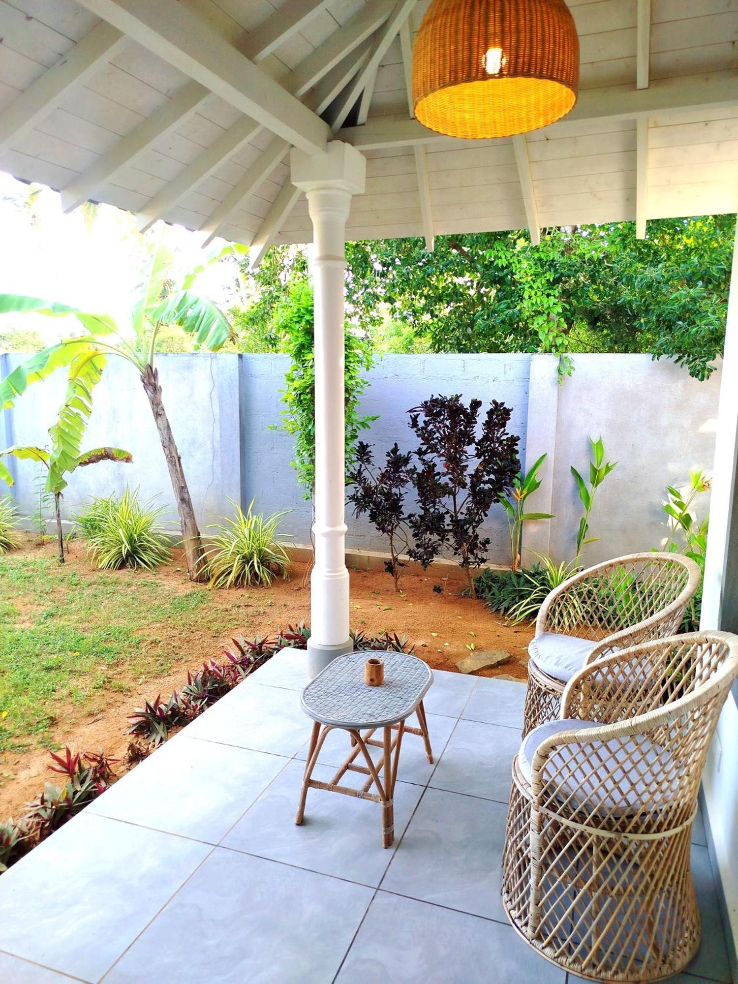 Sleeping Elephant Beach Resort Tangalle Rum bild